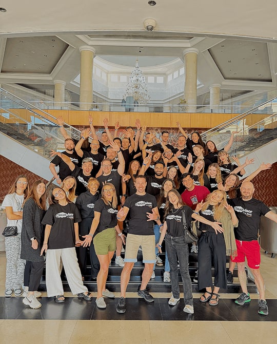 Partnerships Manager 31